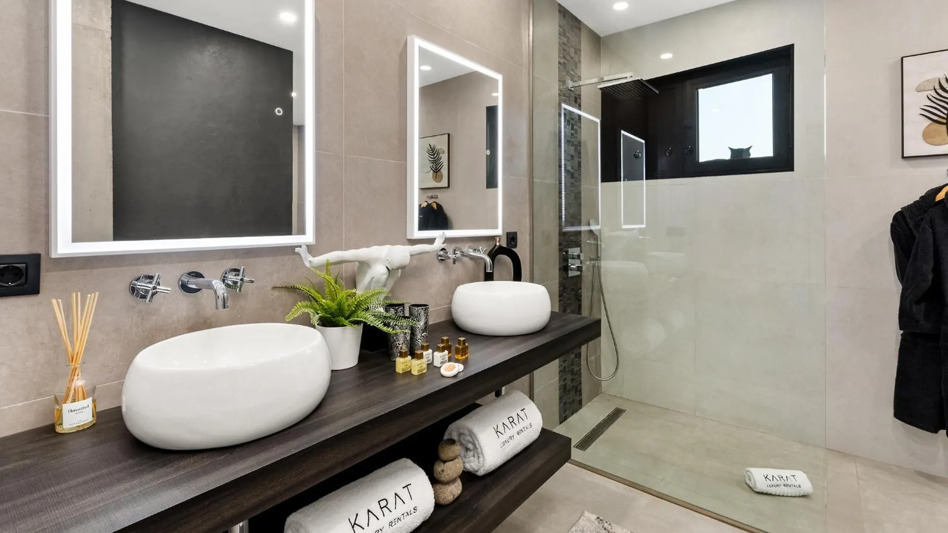 Karat Villa Serendibida Costa Adeje